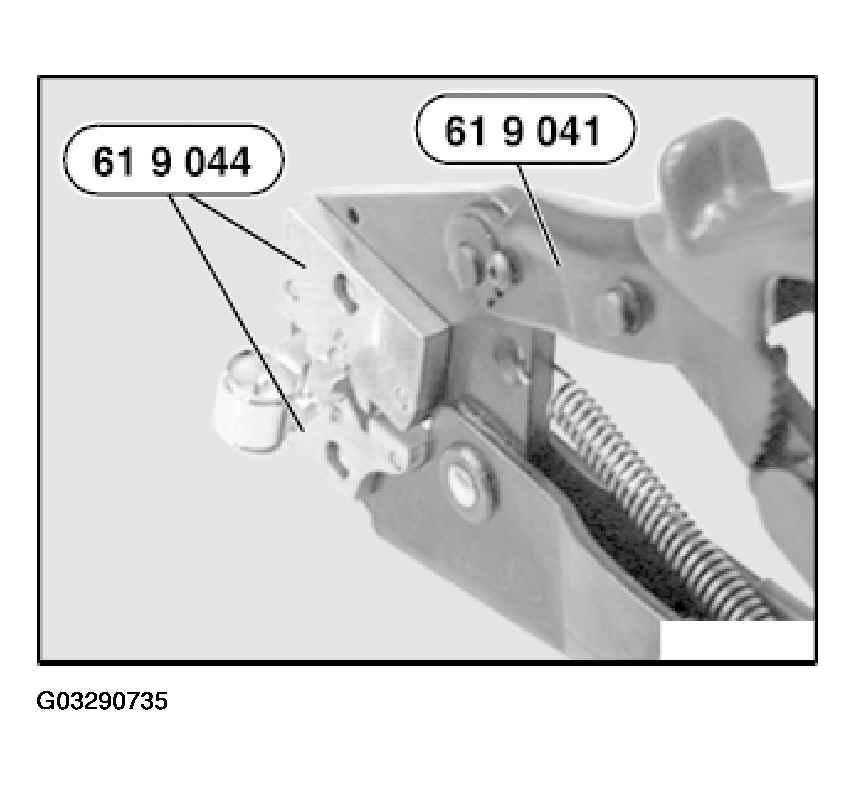 G03290735