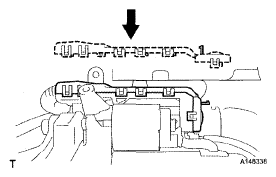 G04943931