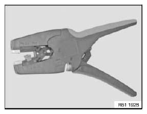 G04957412