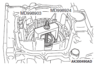 G06685703