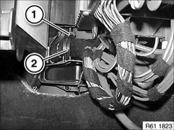 G08560875