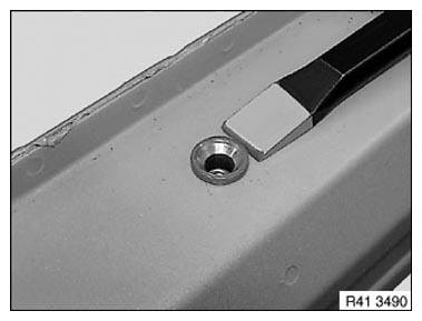G09893063